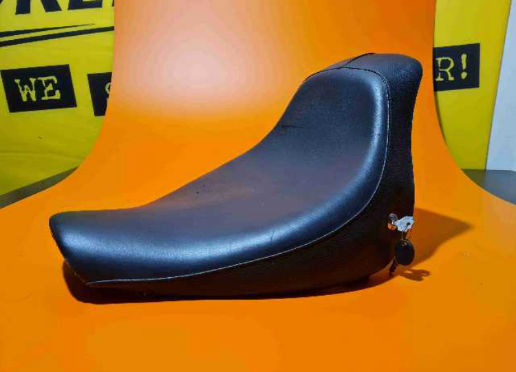 Seat for Dyna